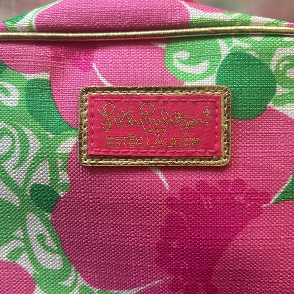 Beauty Bundle Lilly Pulitzer Cosmetic Bag Eye Tarte Brushes Masks Socks Ulta - Picture 11 of 14